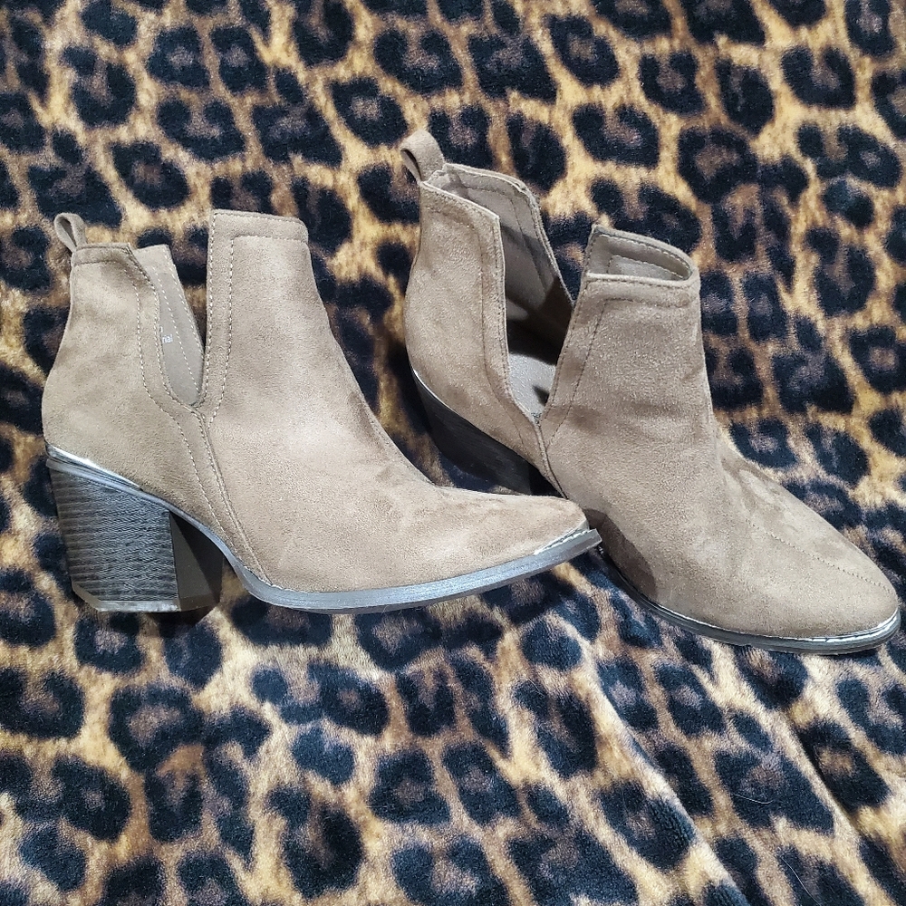 Cowgirl booties